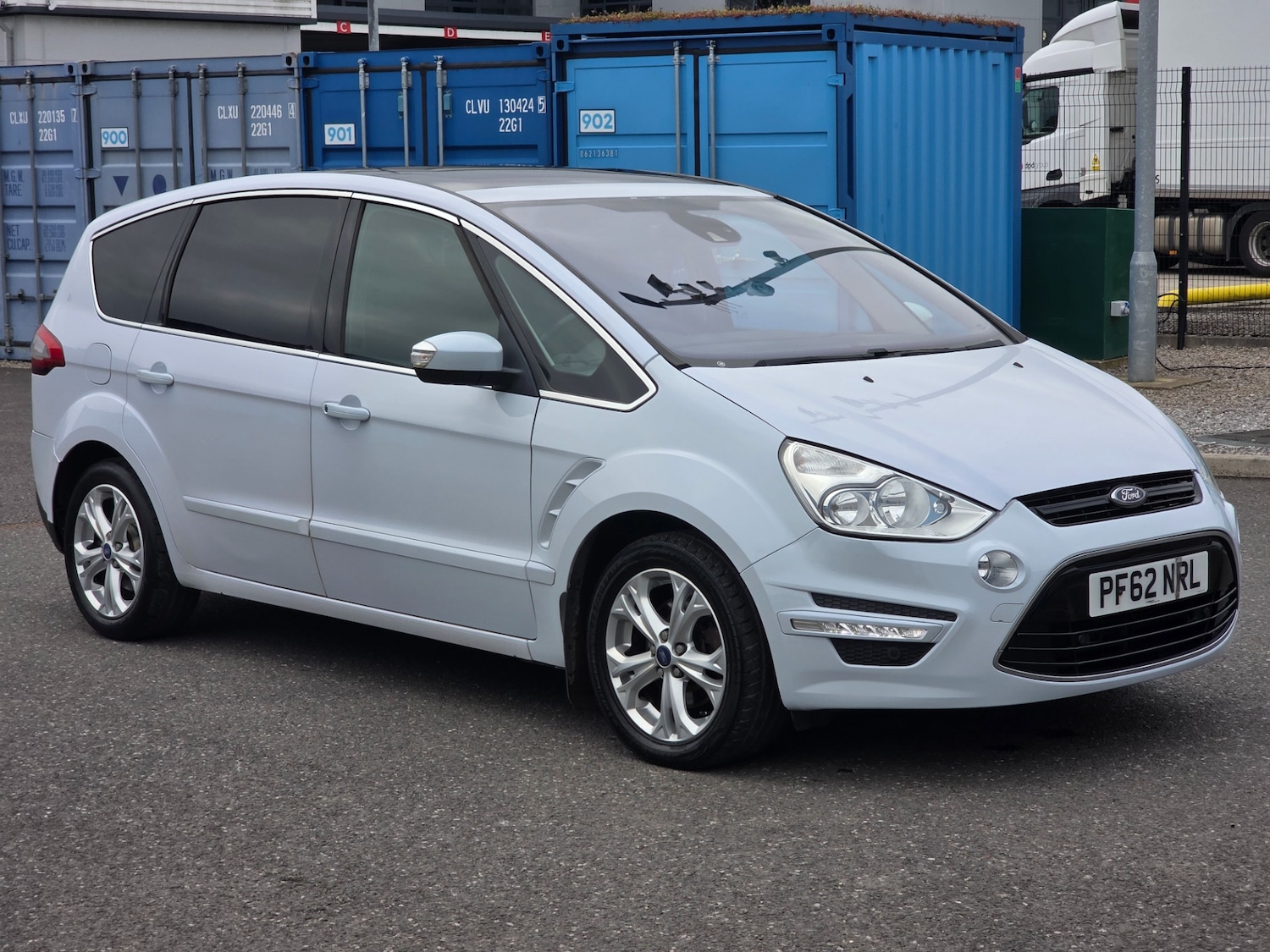 Used Ford S-Max 2012 for sale - 77046228: Photo 2