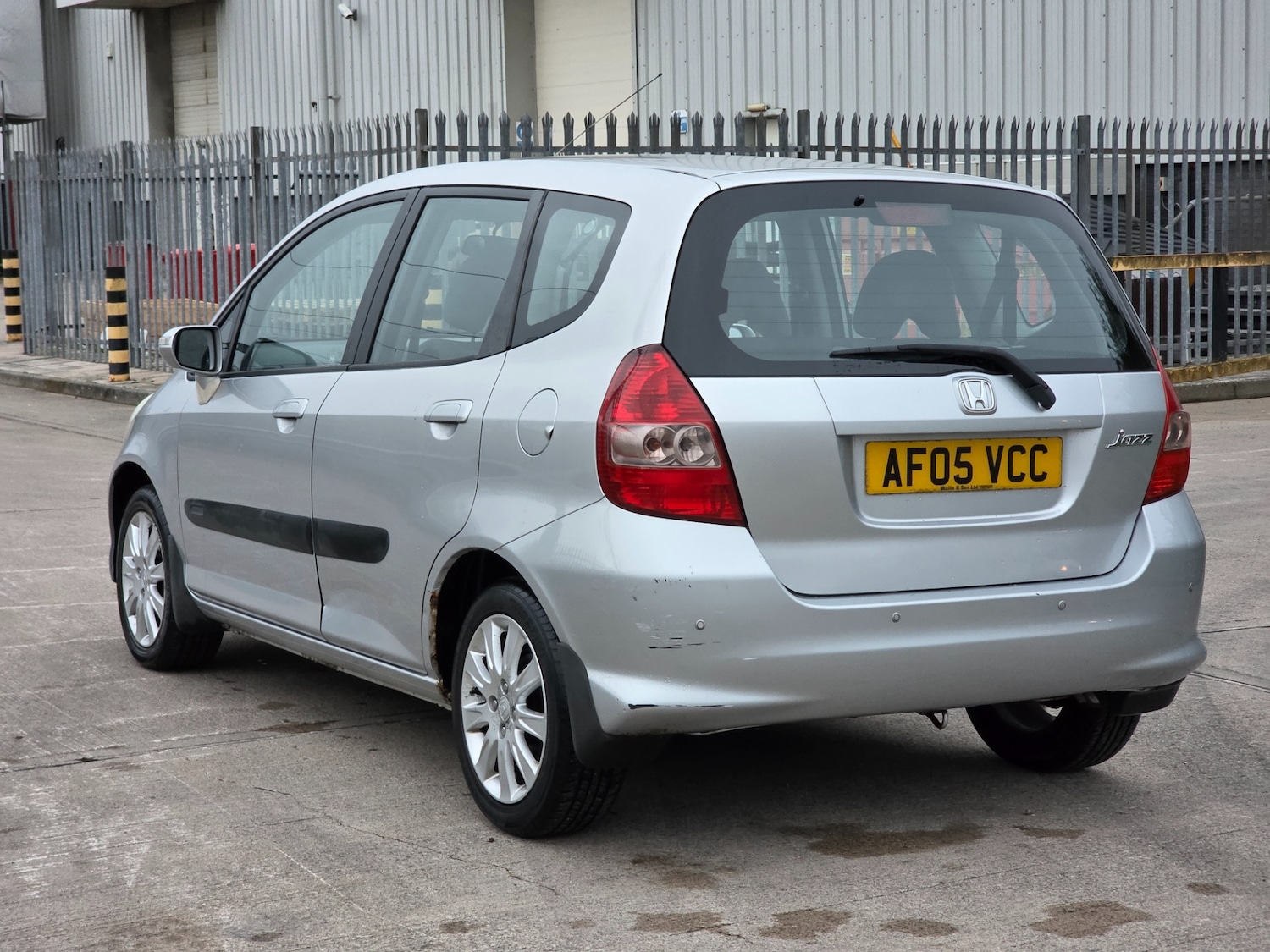 Used Honda Jazz 2005 for sale - 76483099: Photo 6