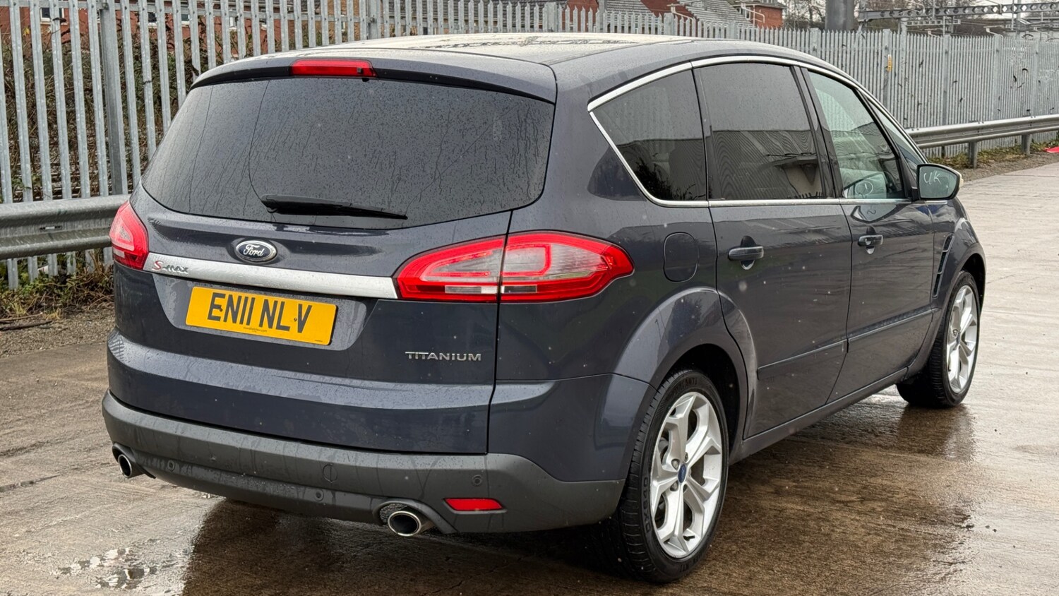 Used Ford S-Max 2011 for sale - 77462180: Photo 7