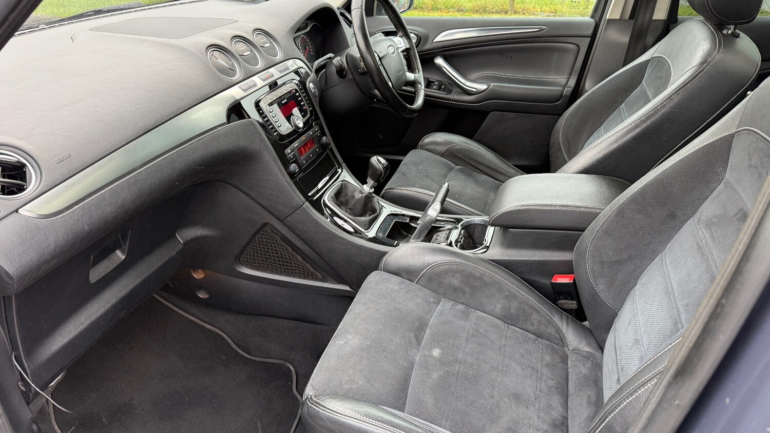 Used Ford S-Max 2011 for sale - 77462180: Photo 8