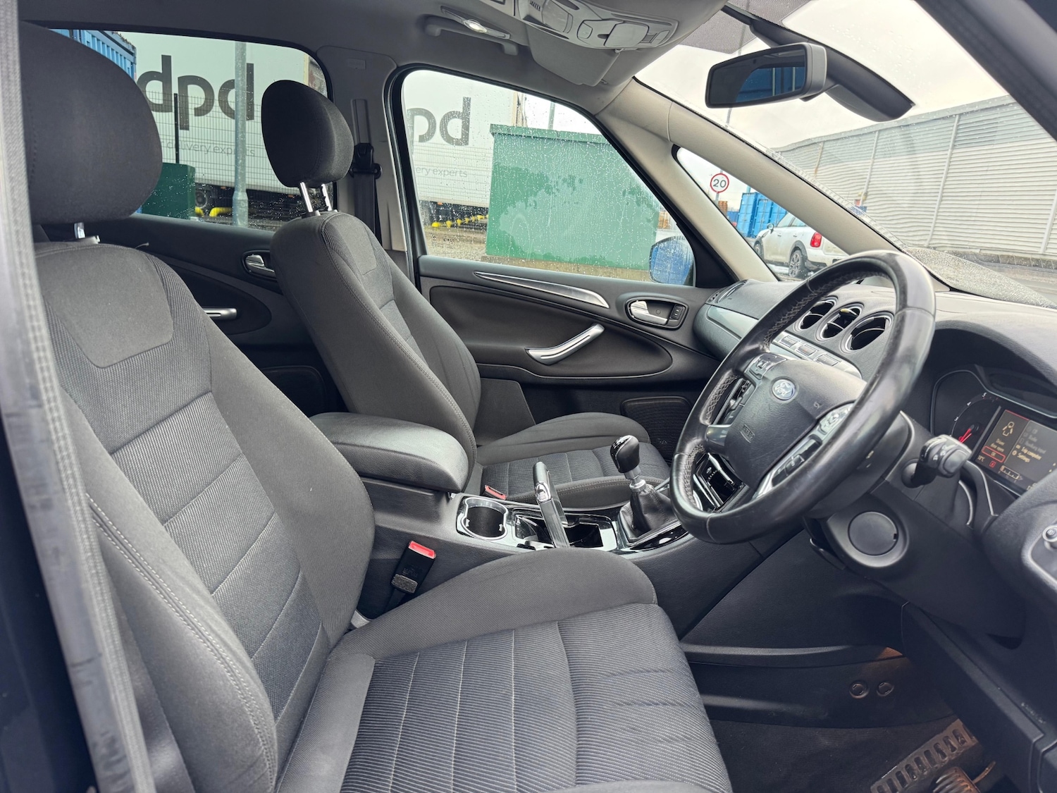 Used Ford S-Max 2010 for sale - 77462903: Photo 9