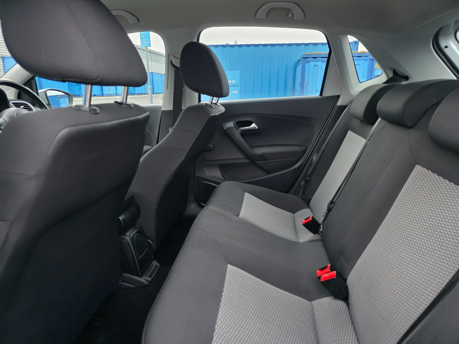 Used Volkswagen Polo 2011 for sale - 77039234: Photo 15