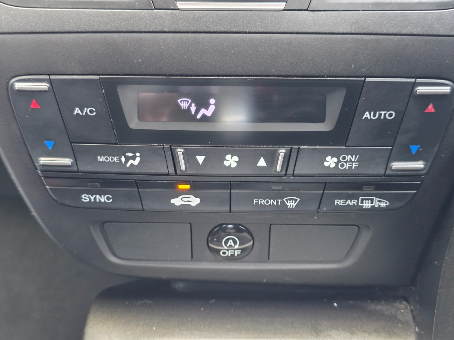 Used Honda Civic 2012 for sale - 77650312: Photo 24