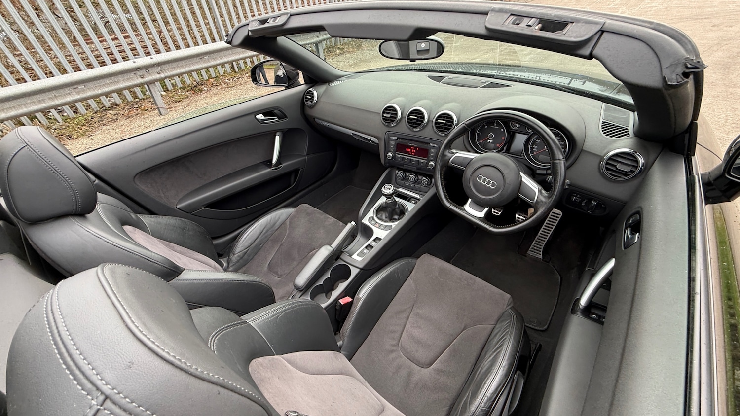 Used Audi TT 2009 for sale - 77639844: Photo 17