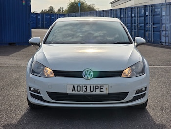 Used Volkswagen Golf 2013 for sale - 75856425: Photo