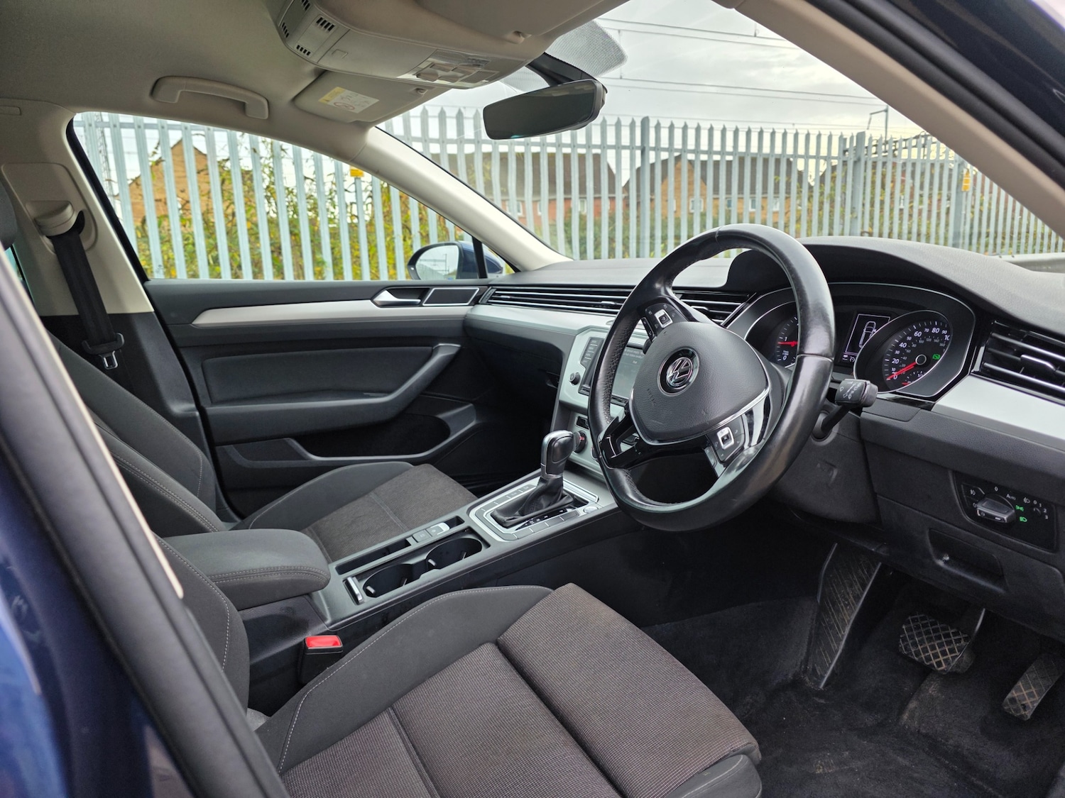 Used Volkswagen Passat 2017 for sale - 76482841: Photo 12