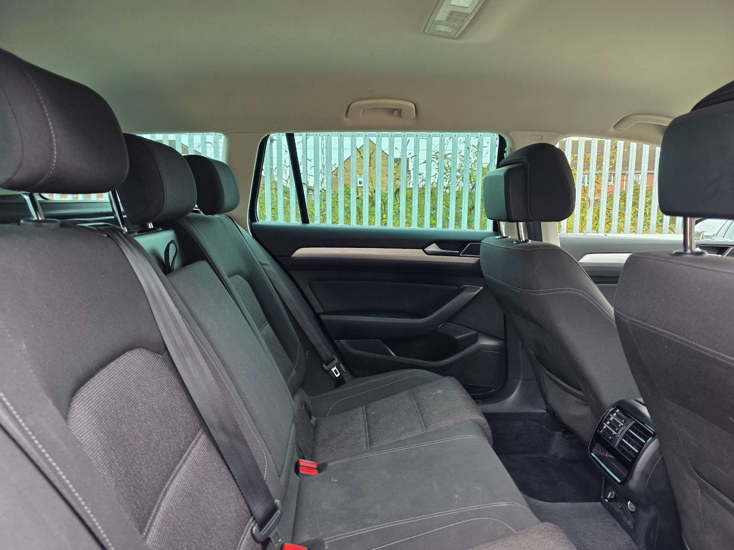 Used Volkswagen Passat 2017 for sale - 76482841: Photo 15