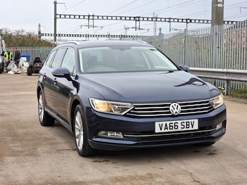 Used Volkswagen Passat 2017 for sale - 76482841: Photo