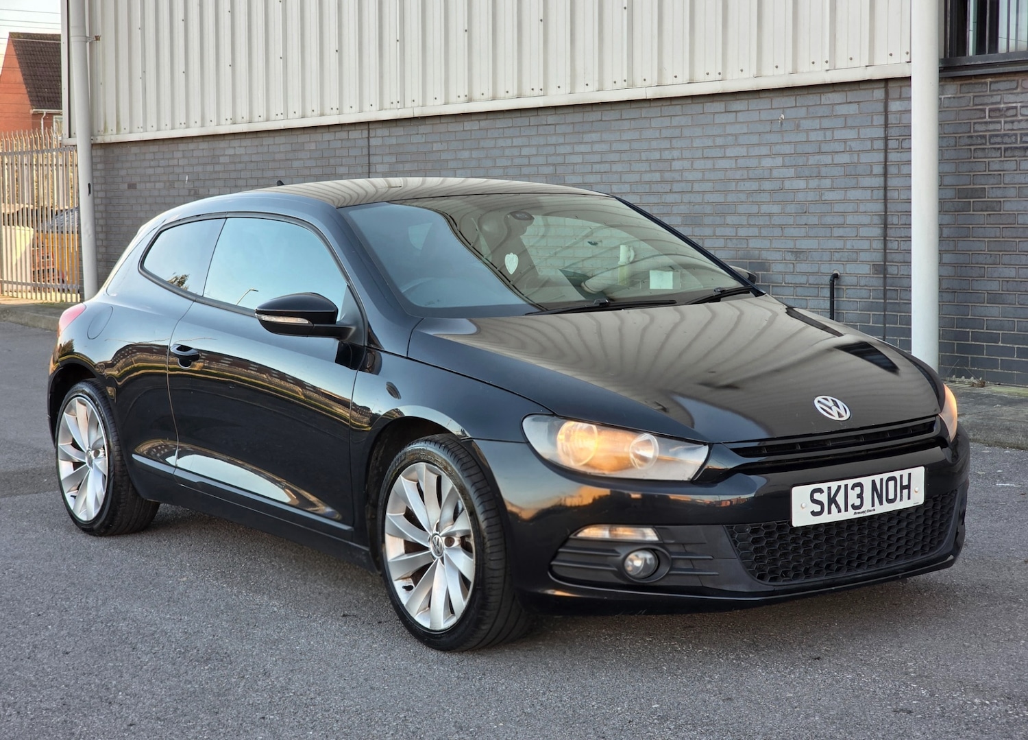 Used Volkswagen Scirocco 2013 for sale - 76699755: Photo 2