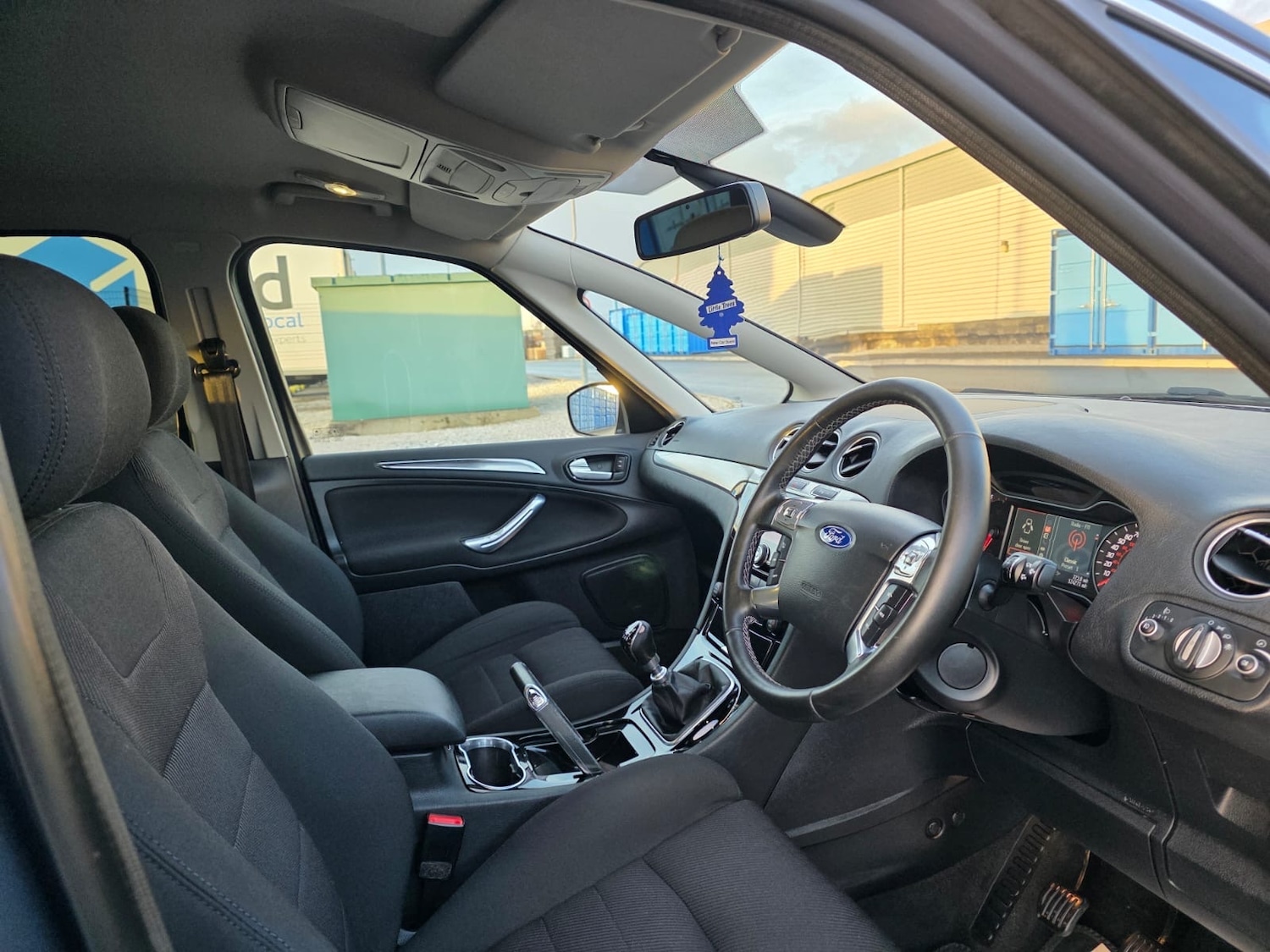 Used Ford S-Max 2011 for sale - 77174377: Photo 11