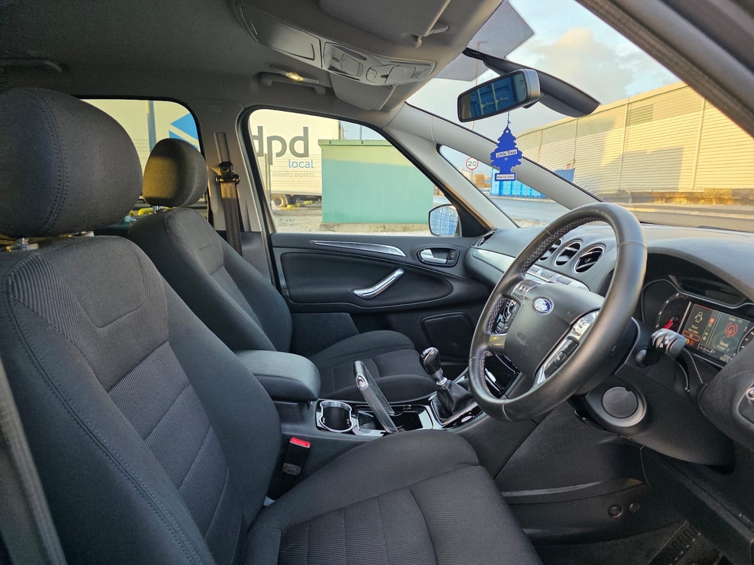 Used Ford S-Max 2011 for sale - 77174377: Photo 12