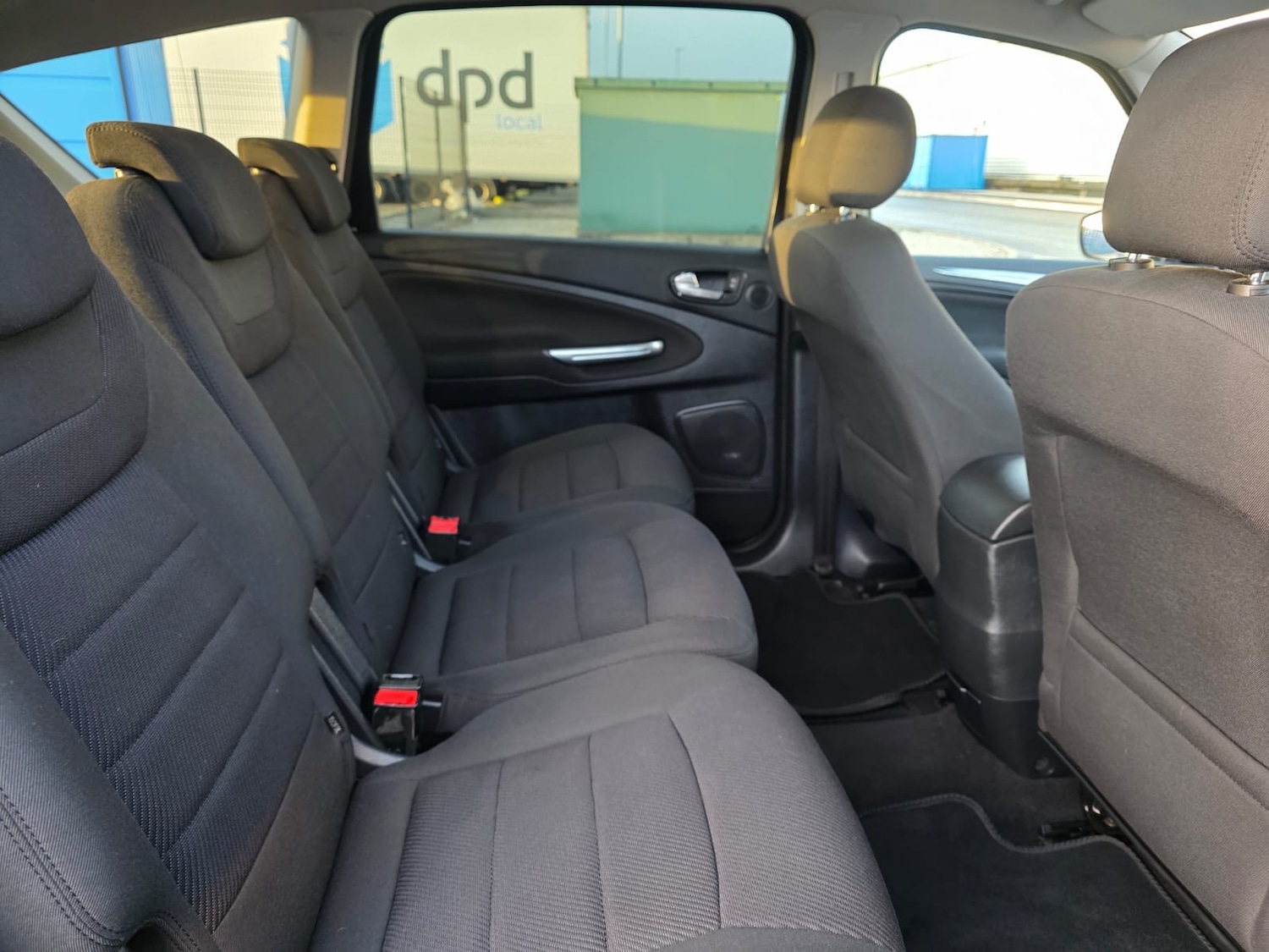 Used Ford S-Max 2011 for sale - 77174377: Photo 32