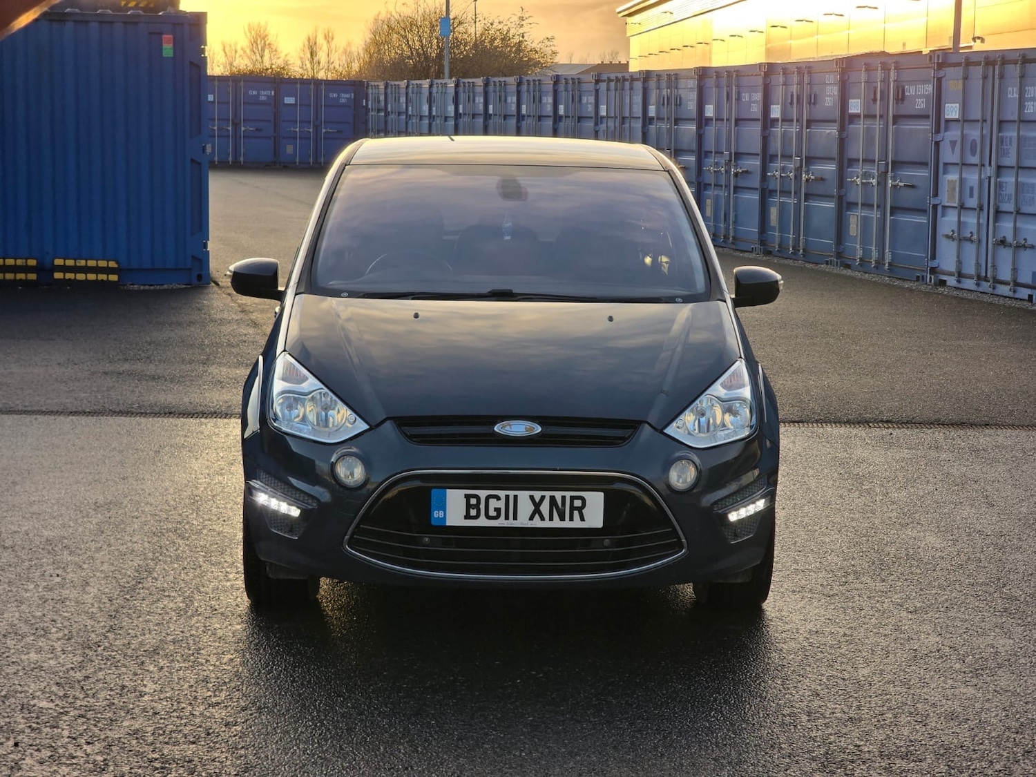 Used Ford S-Max 2011 for sale - 77174377: Photo 4