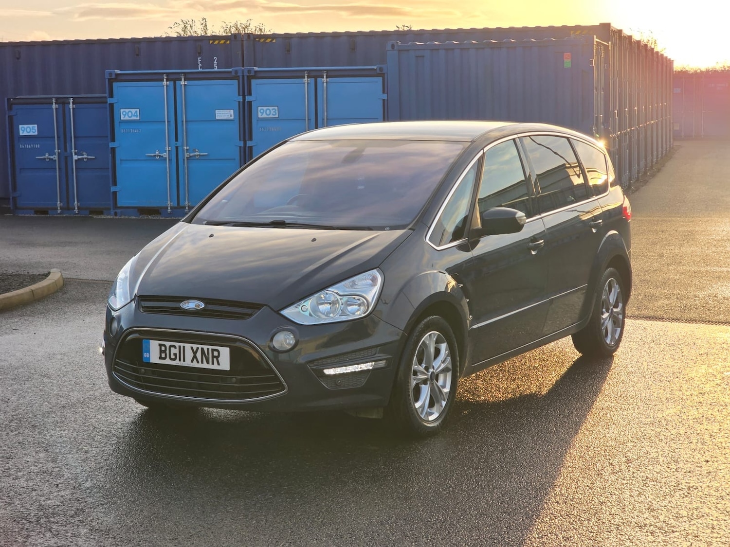 Used Ford S-Max 2011 for sale - 77174377: Photo 5