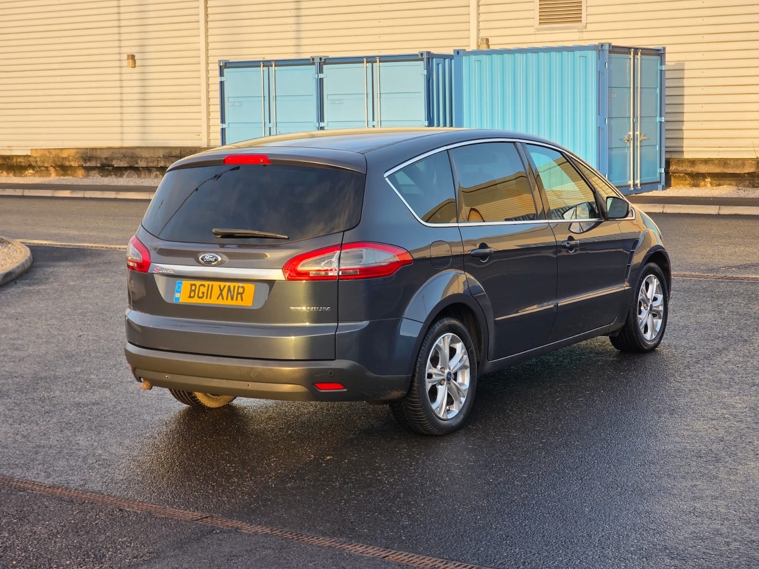 Used Ford S-Max 2011 for sale - 77174377: Photo 9