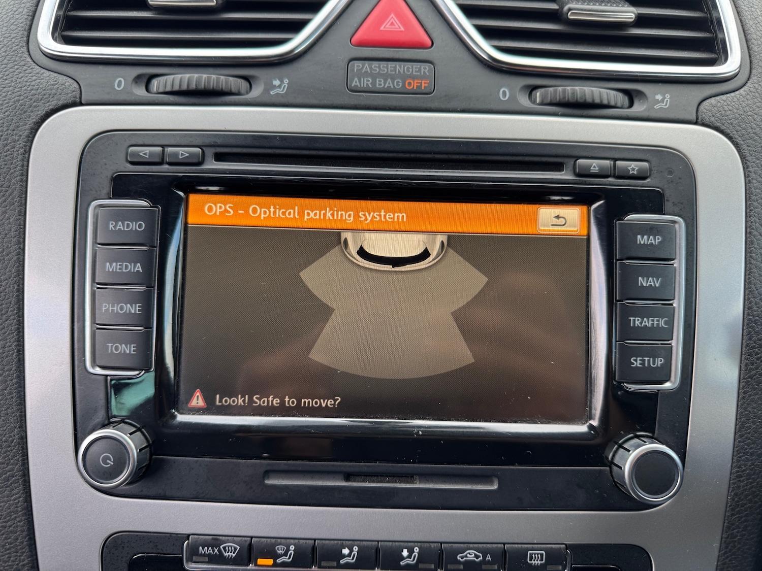 Used Volkswagen Scirocco 2010 for sale - 77364022: Photo 17