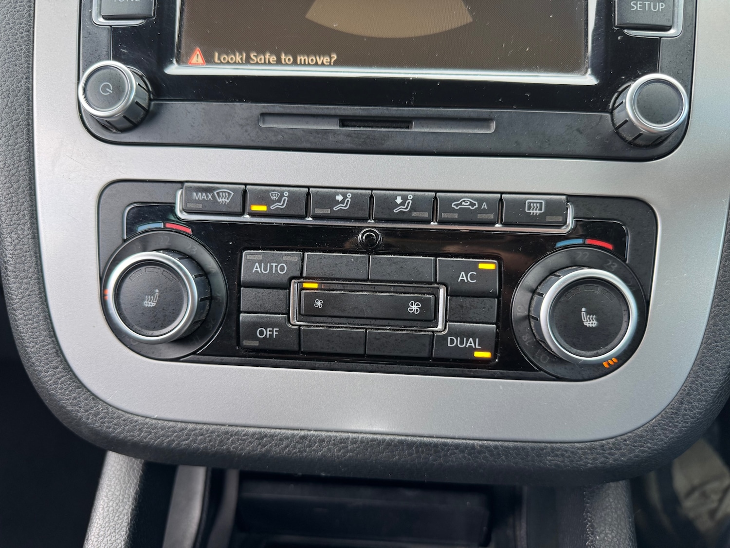 Used Volkswagen Scirocco 2010 for sale - 77364022: Photo 19