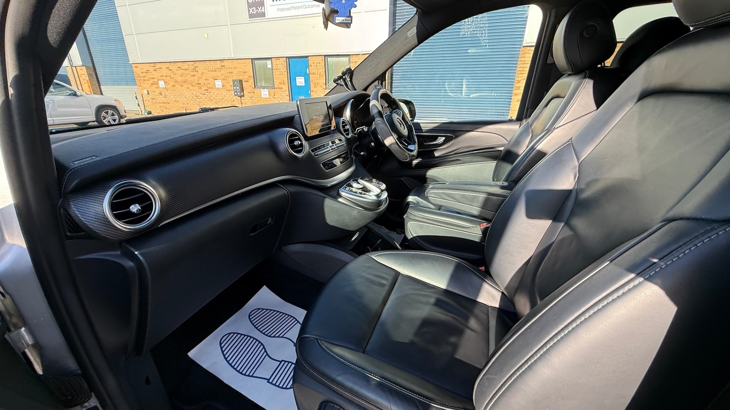 Used Mercedes-Benz V-Class 2017 for sale - 77234018: Photo 10