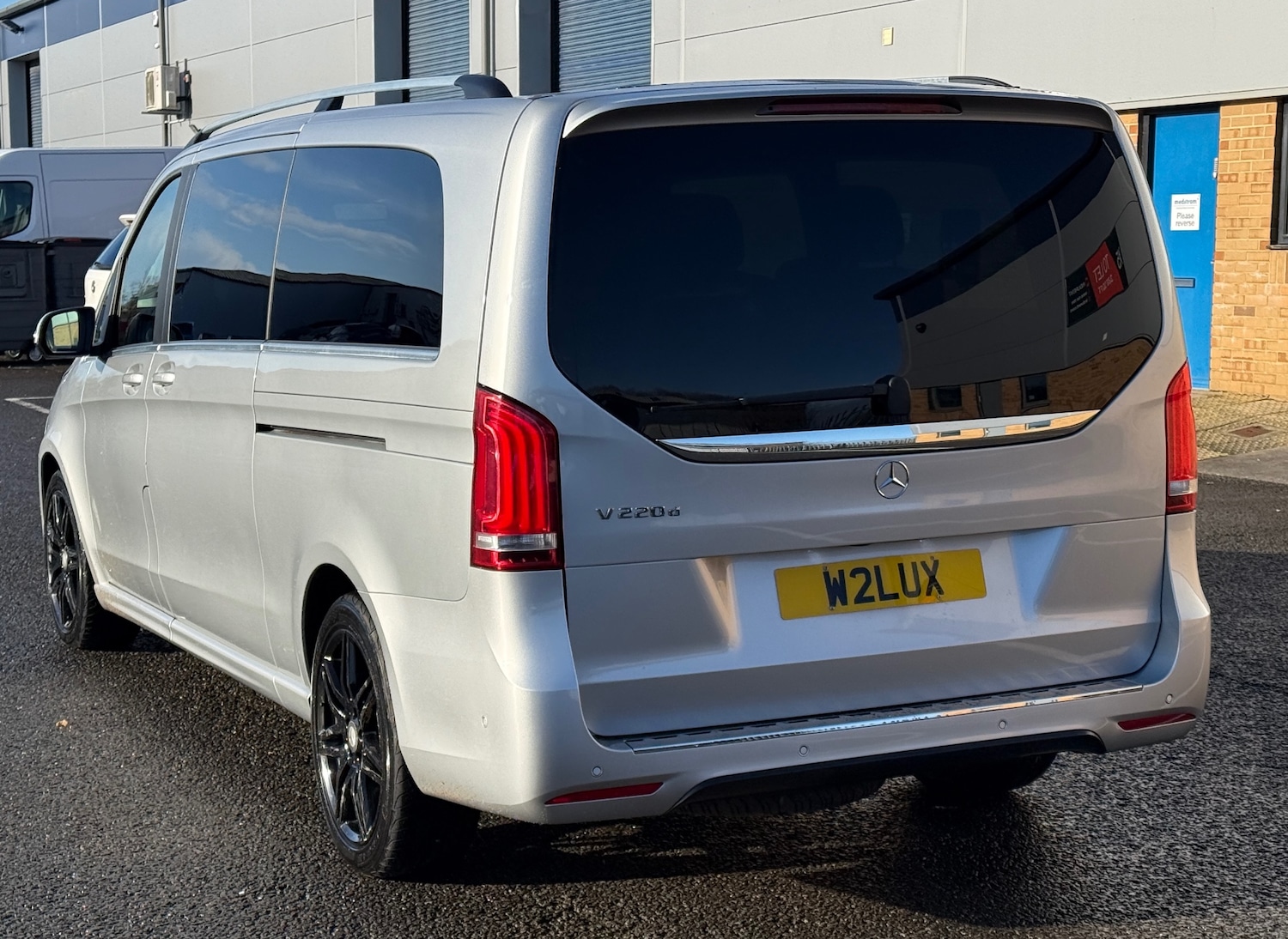 Used Mercedes-Benz V-Class 2017 for sale - 77234018: Photo 14