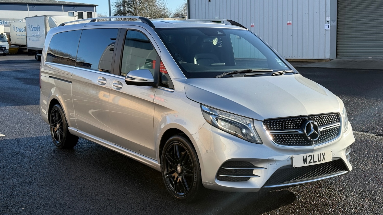 Used Mercedes-Benz V-Class 2017 for sale - 77234018: Photo 2