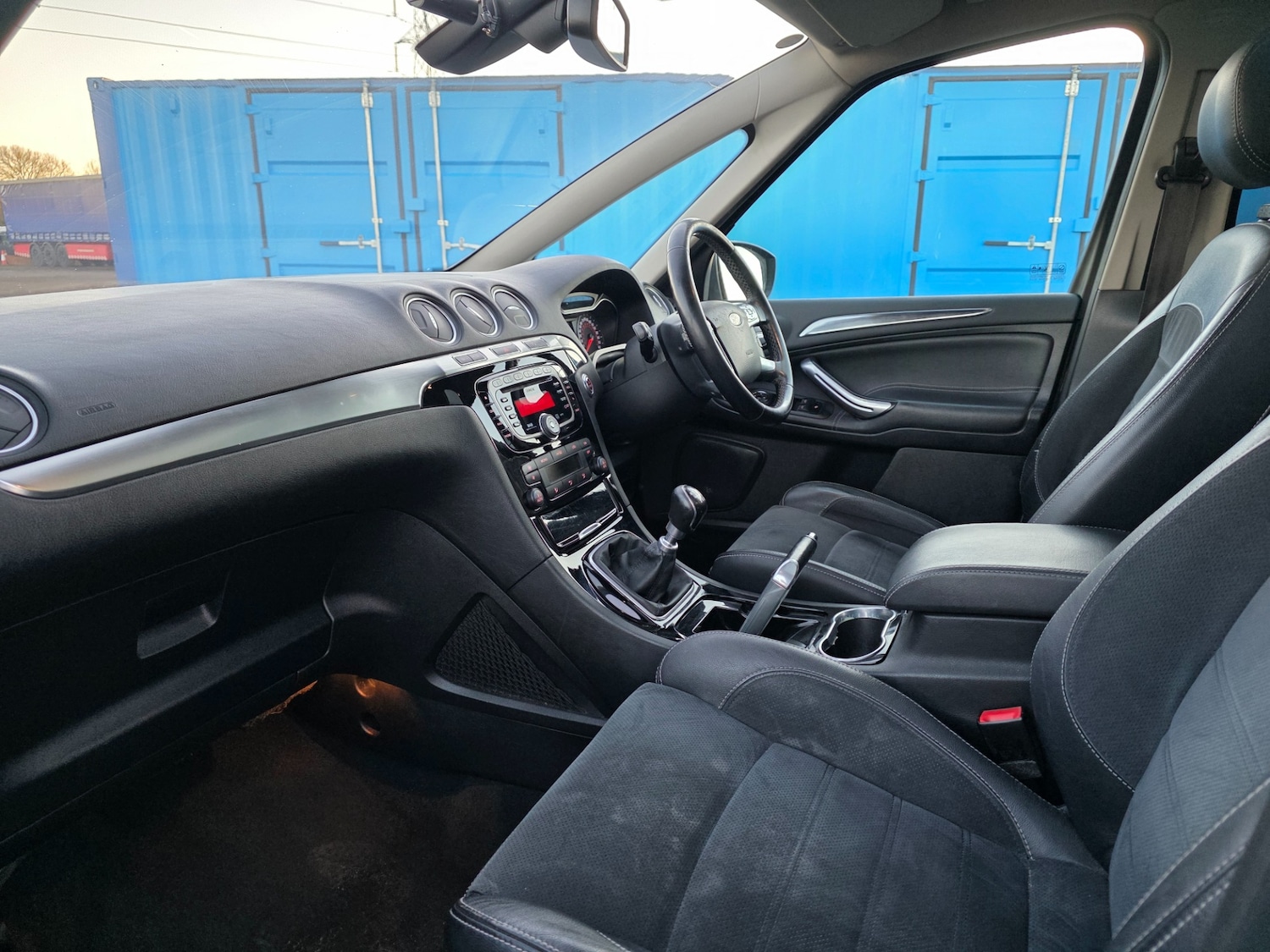 Used Ford S-Max 2011 for sale - 77095662: Photo 12