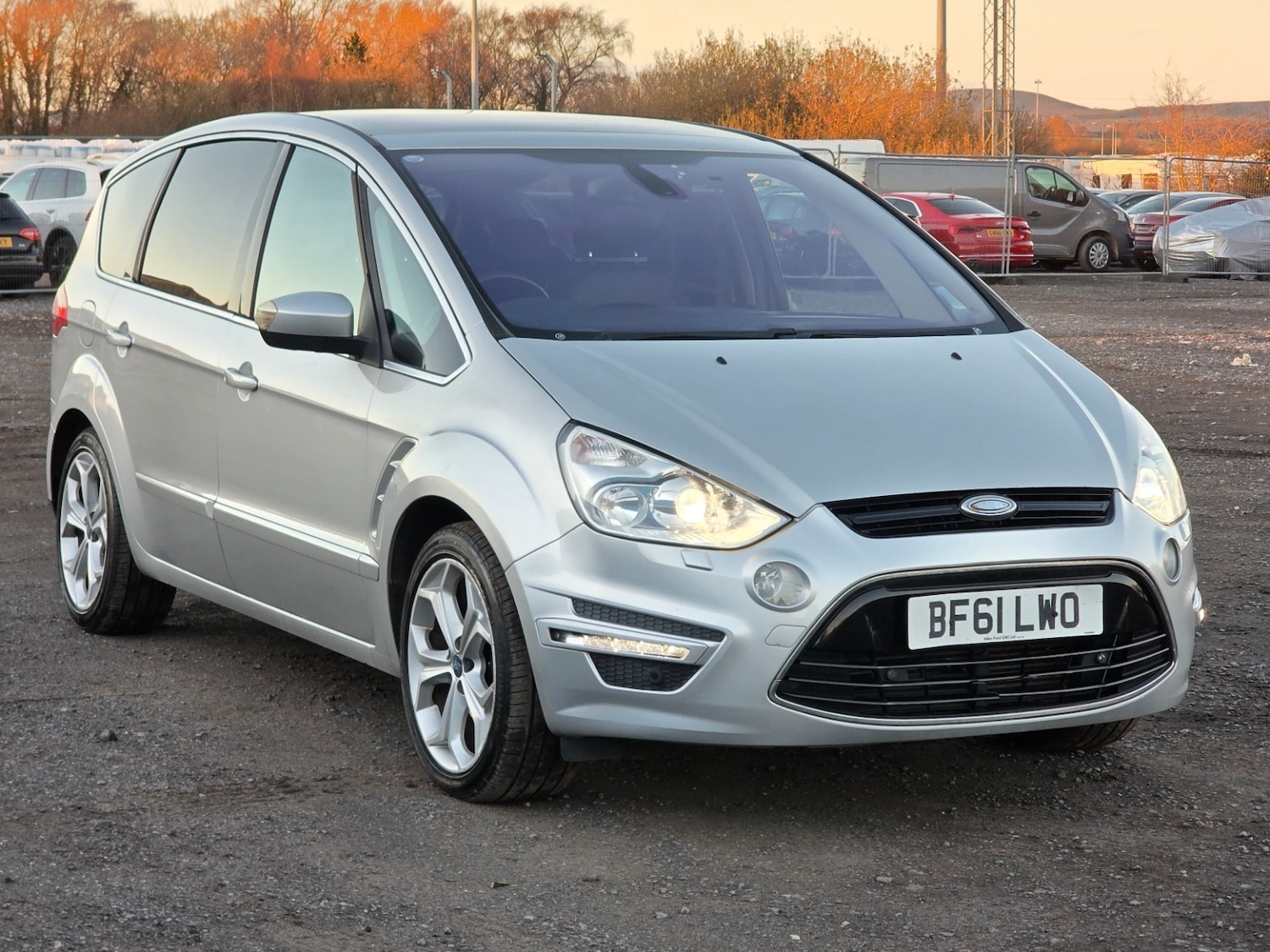 Used Ford S-Max 2011 for sale - 77095662: Photo 2