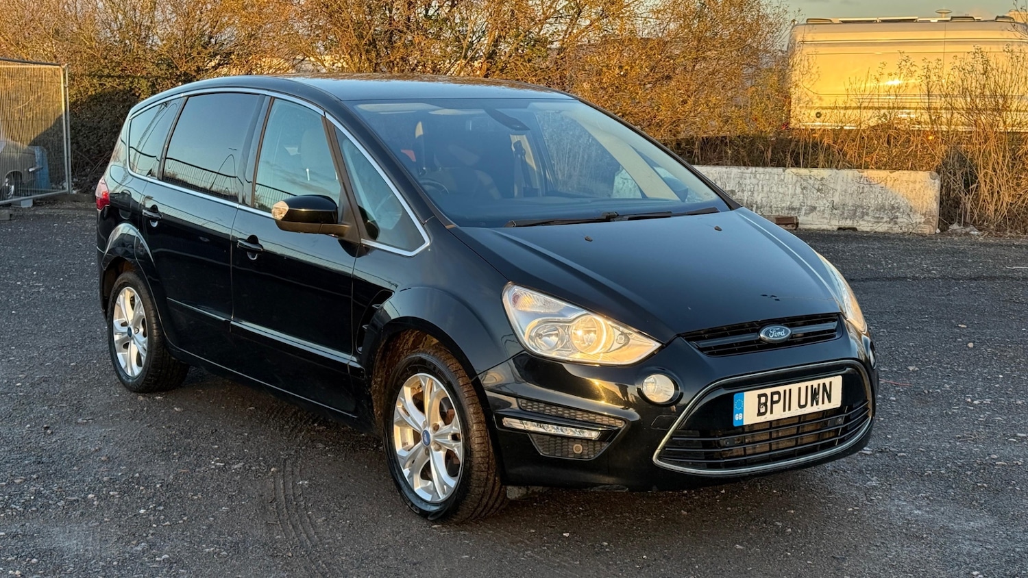 Used Ford S-Max 2011 for sale - 77237164: Photo 2