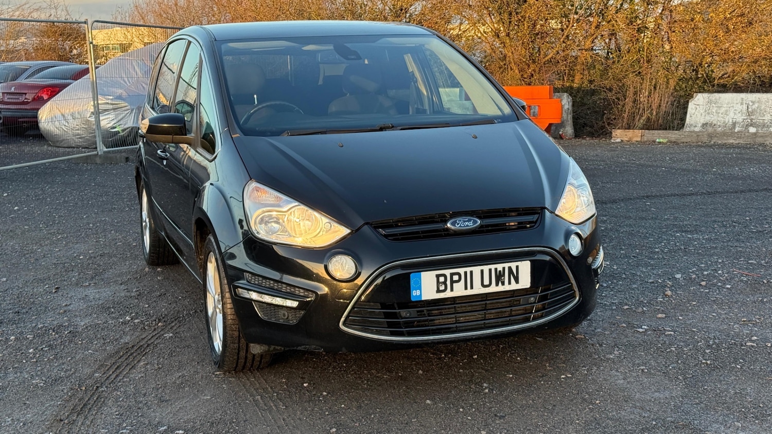 Used Ford S-Max 2011 for sale - 77237164: Photo 4