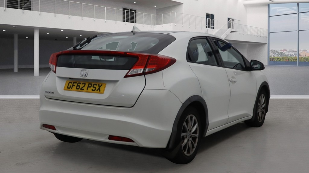 Used Honda Civic 2012 for sale - 76379541: Photo 4