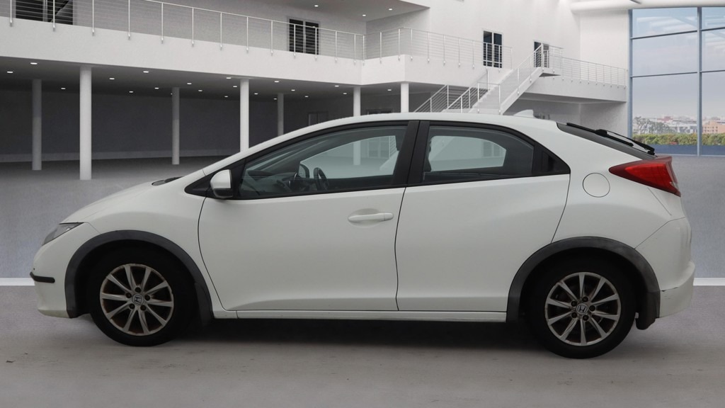 Used Honda Civic 2012 for sale - 76379541: Photo 6