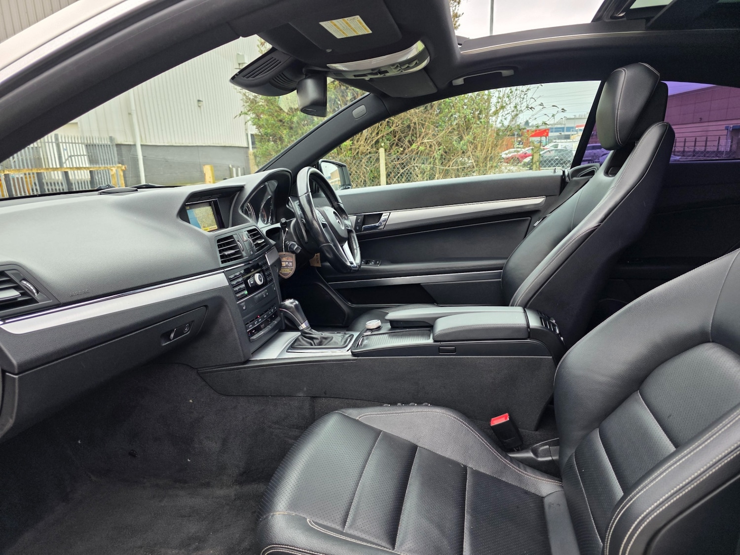 Used Mercedes-Benz E Class 2011 for sale - 77737023: Photo 13