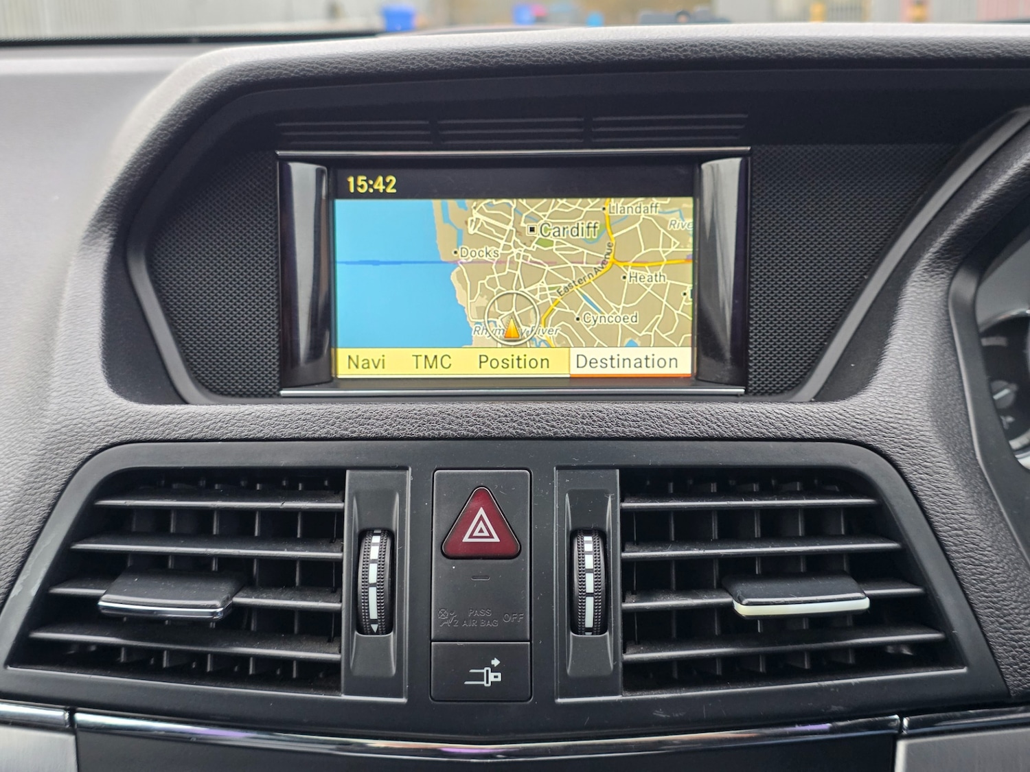 Used Mercedes-Benz E Class 2011 for sale - 77737023: Photo 20