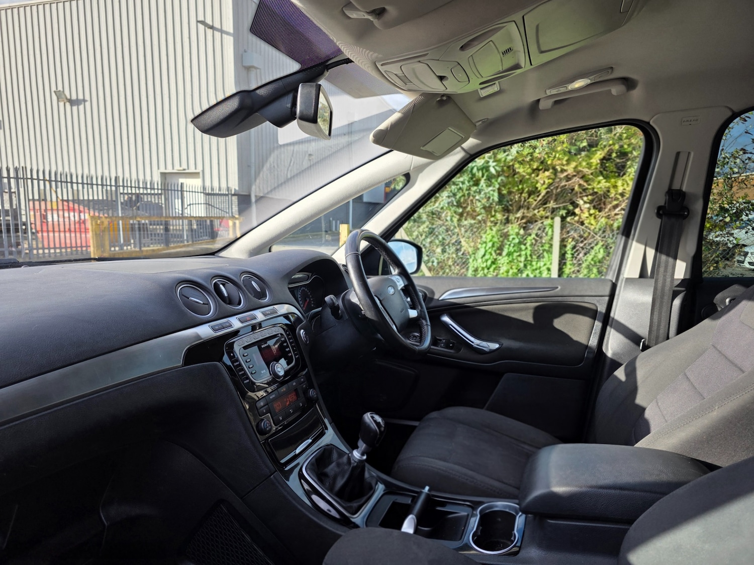 Used Ford S-Max 2015 for sale - 76627307: Photo 12