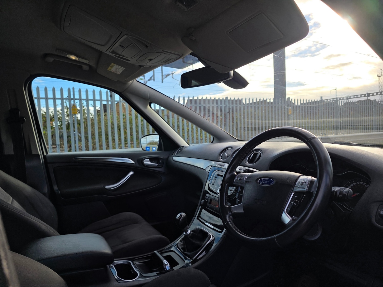 Used Ford S-Max 2015 for sale - 76627307: Photo 14