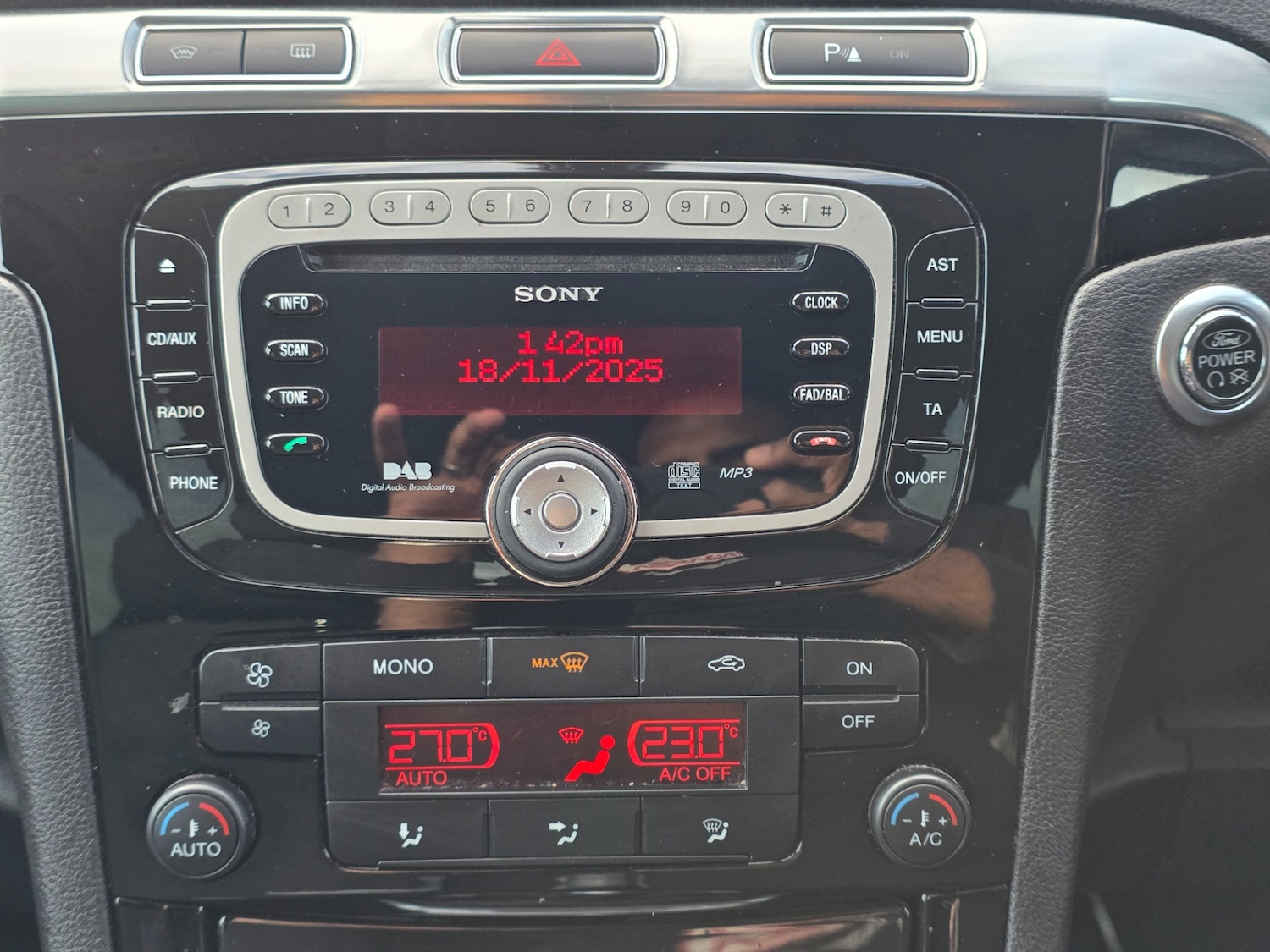 Used Ford S-Max 2015 for sale - 76627307: Photo 19