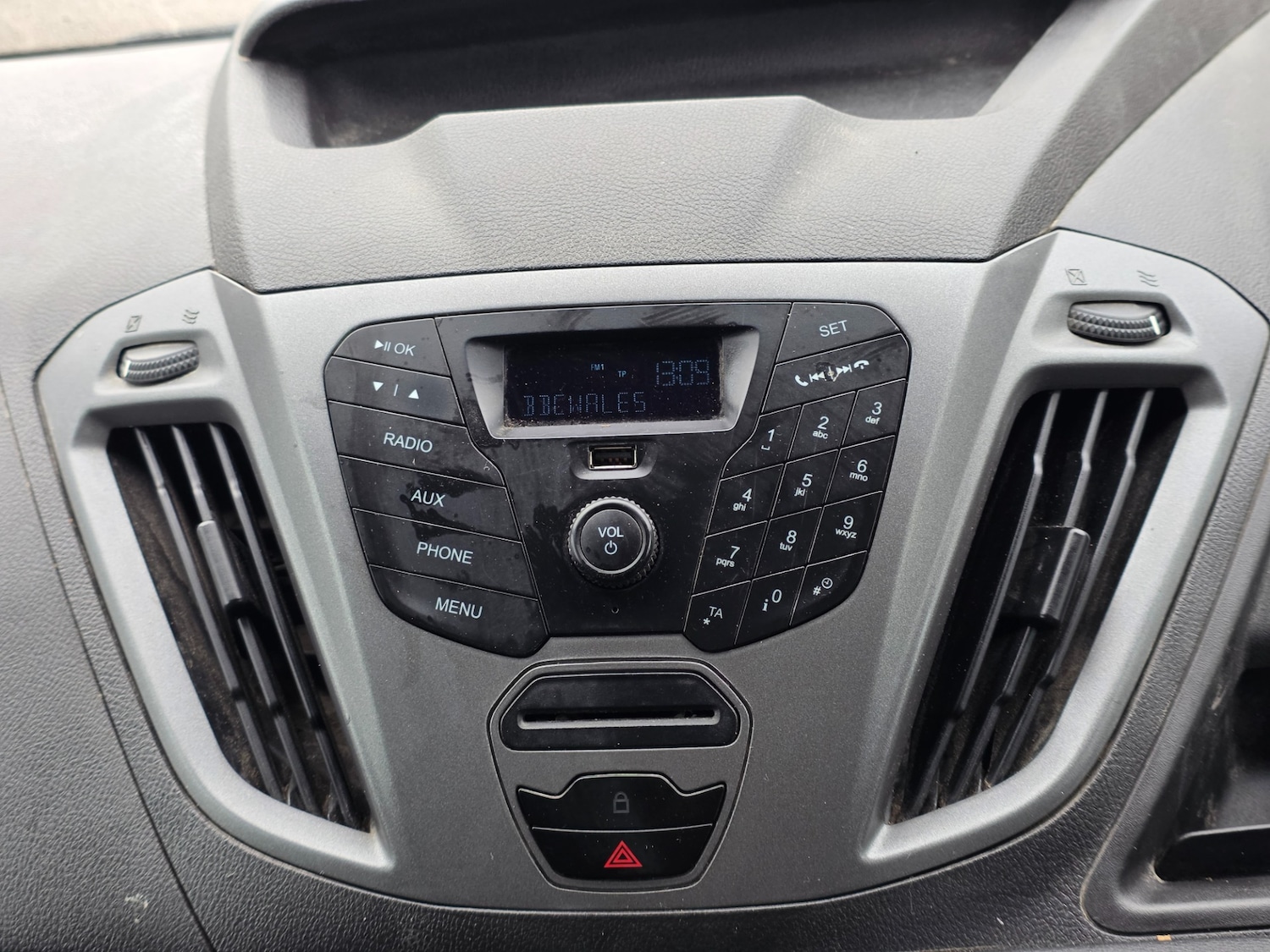 Used Ford Transit Custom 2014 for sale - 77643957: Photo 19