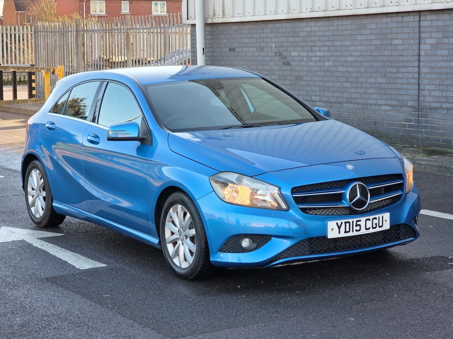 Used Mercedes-Benz A-Class 2015 for sale - 77097091: Photo 2