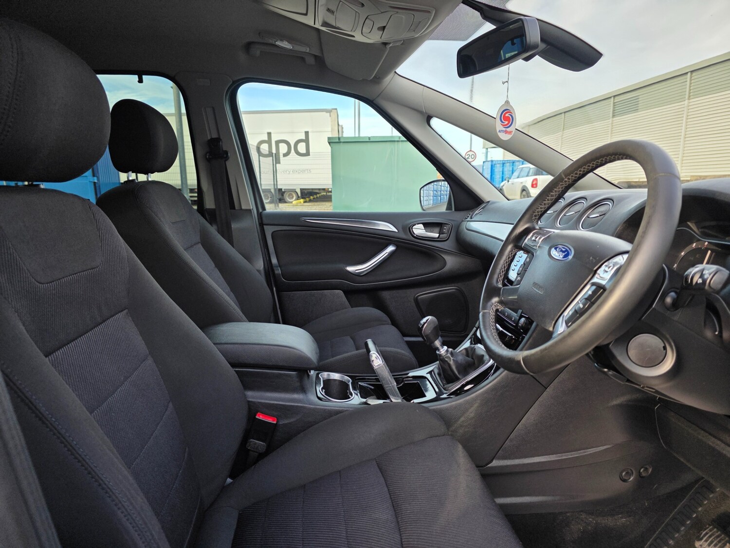 Used Ford S-Max 2011 for sale - 76963664: Photo 13