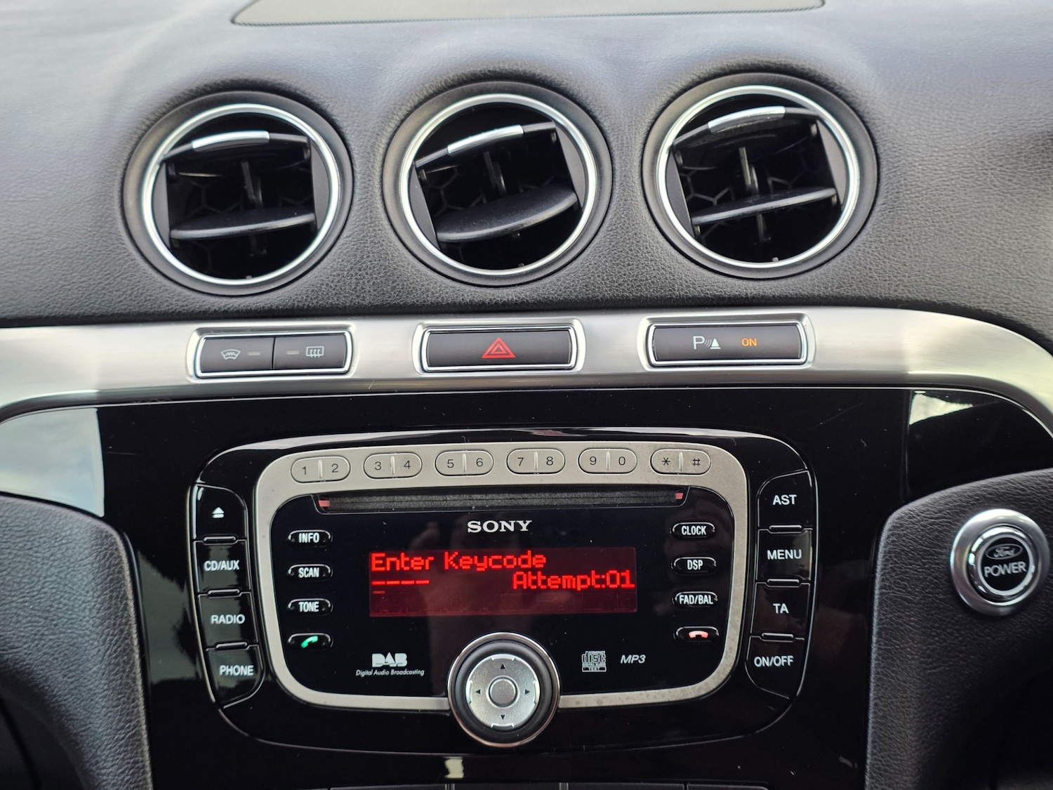 Used Ford S-Max 2011 for sale - 76963664: Photo 22