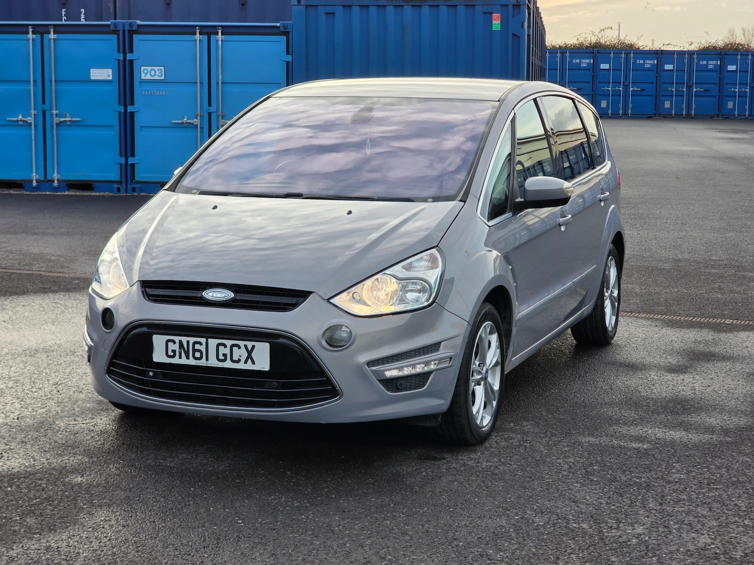 Used Ford S-Max 2011 for sale - 76963664: Photo 6