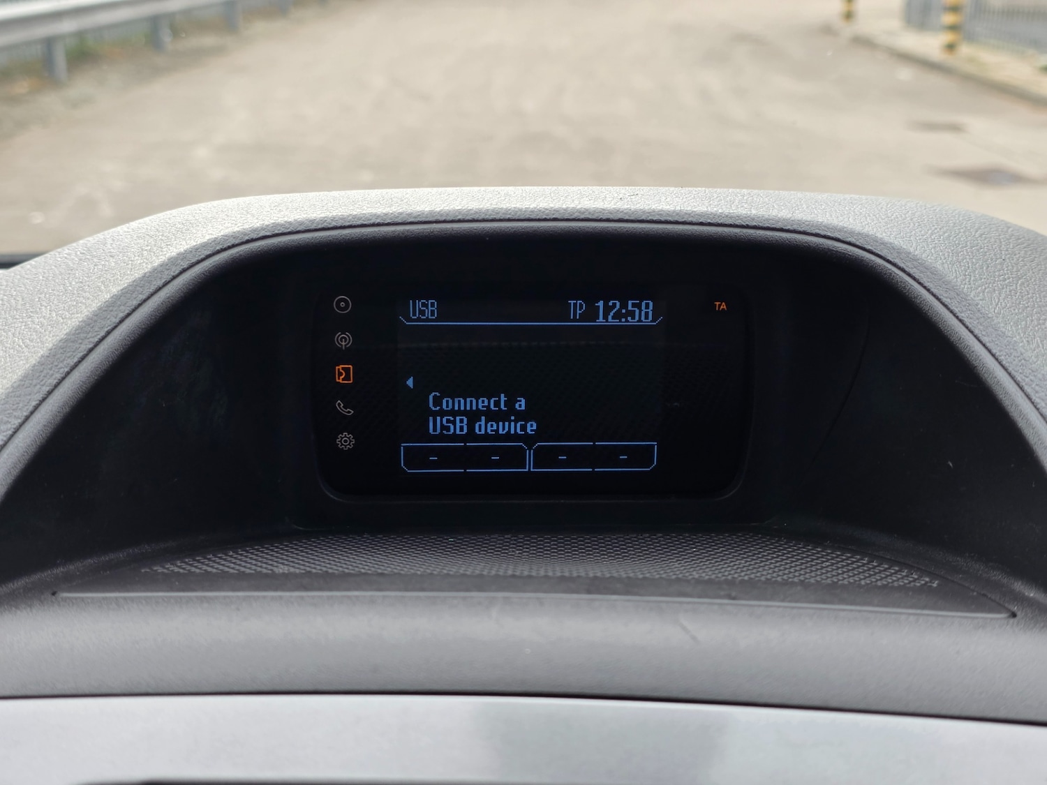 Used Ford Transit Custom 2015 for sale - 77663076: Photo 19