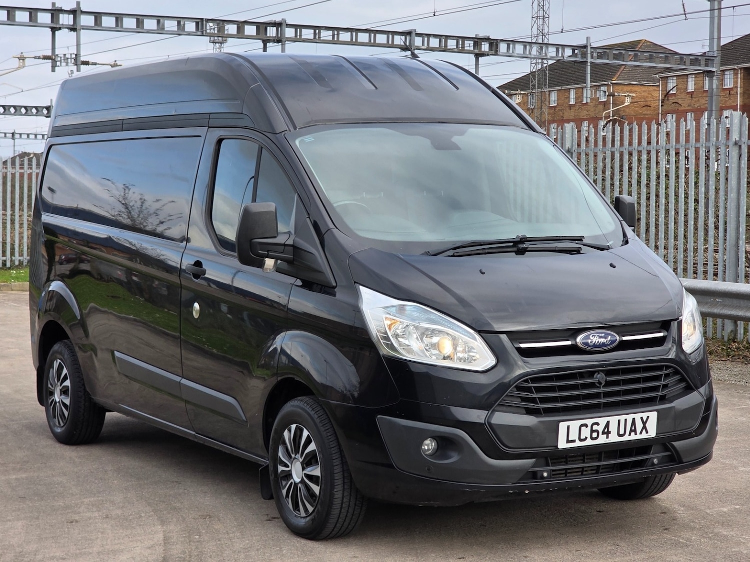 Used Ford Transit Custom 2015 for sale - 77663076: Photo 2
