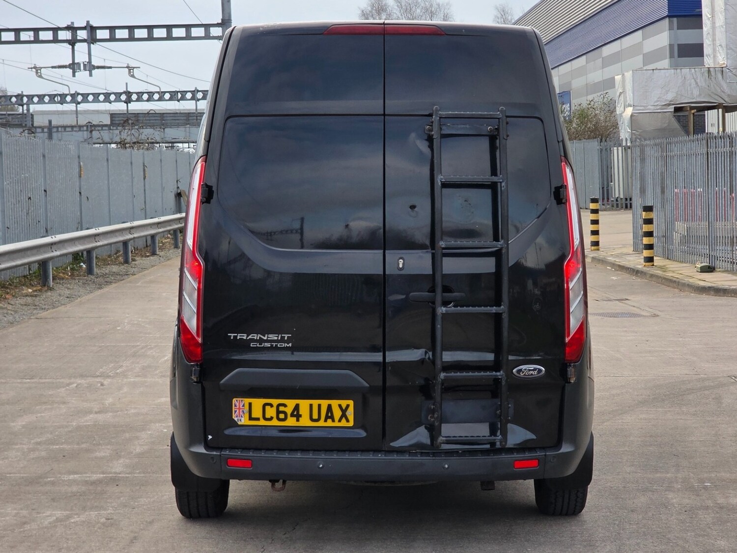 Used Ford Transit Custom 2015 for sale - 77663076: Photo 9
