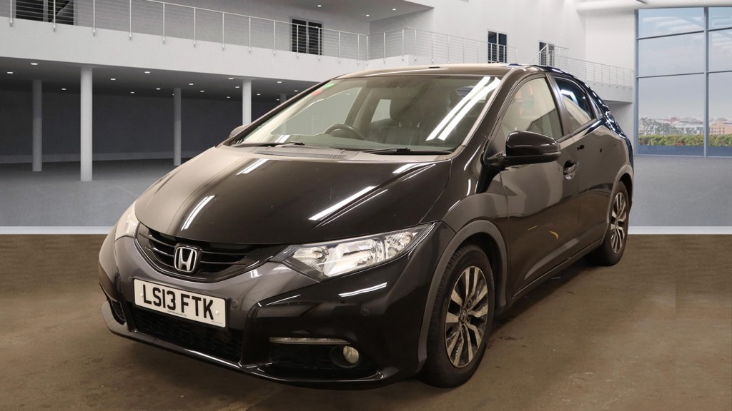 Used Honda Civic 2013 for sale - 76379600: Photo 2