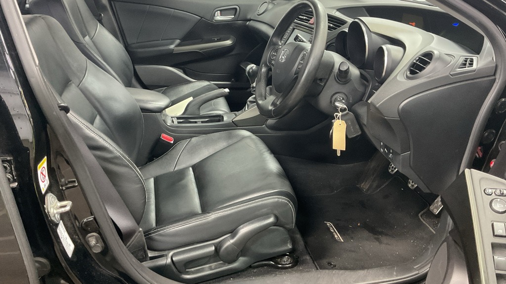 Used Honda Civic 2013 for sale - 76379600: Photo 9
