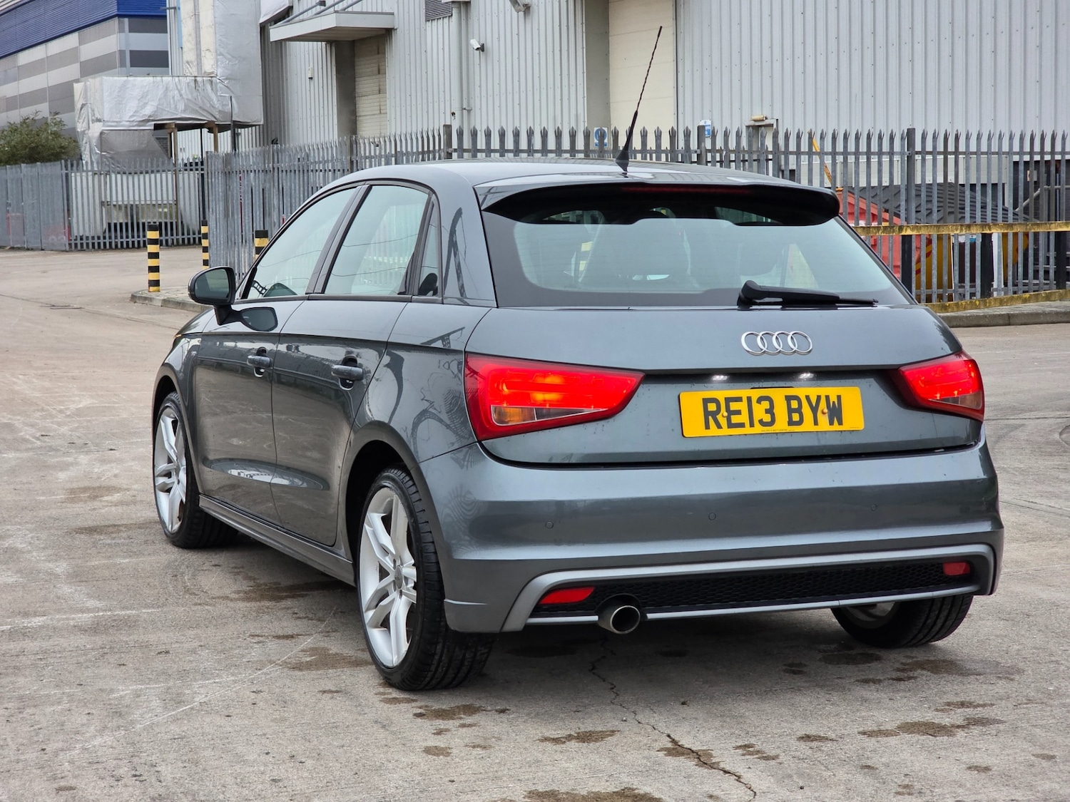 Used Audi A1 2013 for sale - 76483096: Photo 8