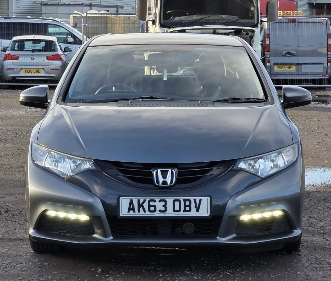 Used Honda Civic 2013 for sale - 77702852: Photo 2