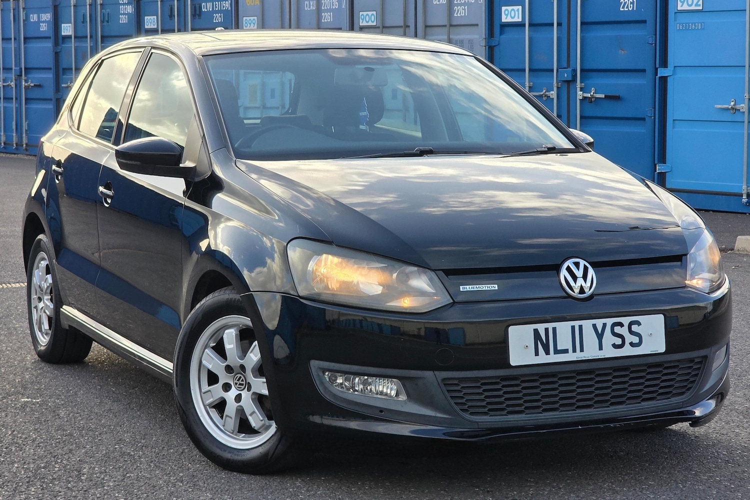 Used Volkswagen Polo 2011 for sale - 76822040: Photo 1