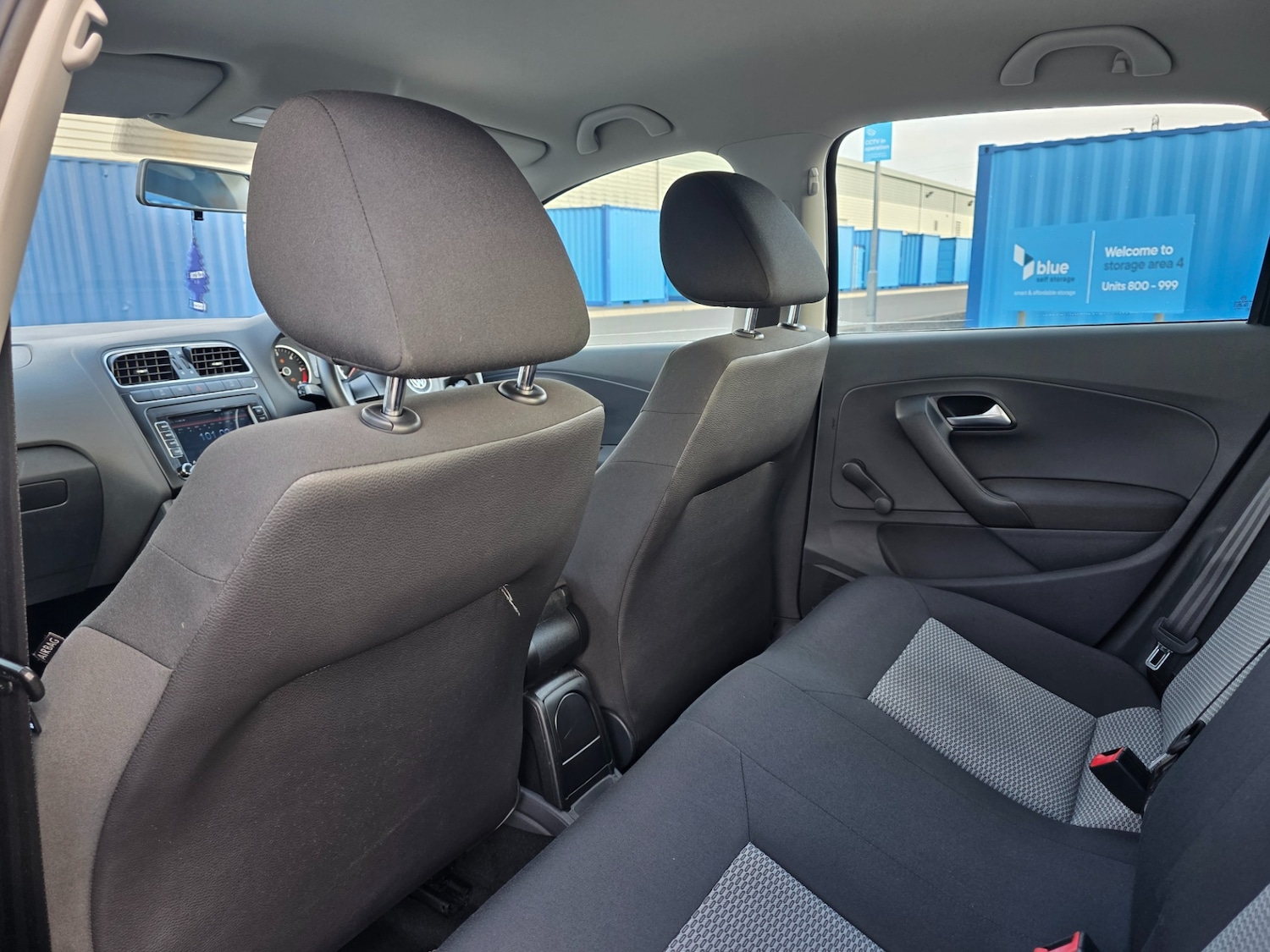 Used Volkswagen Polo 2011 for sale - 76822040: Photo 14