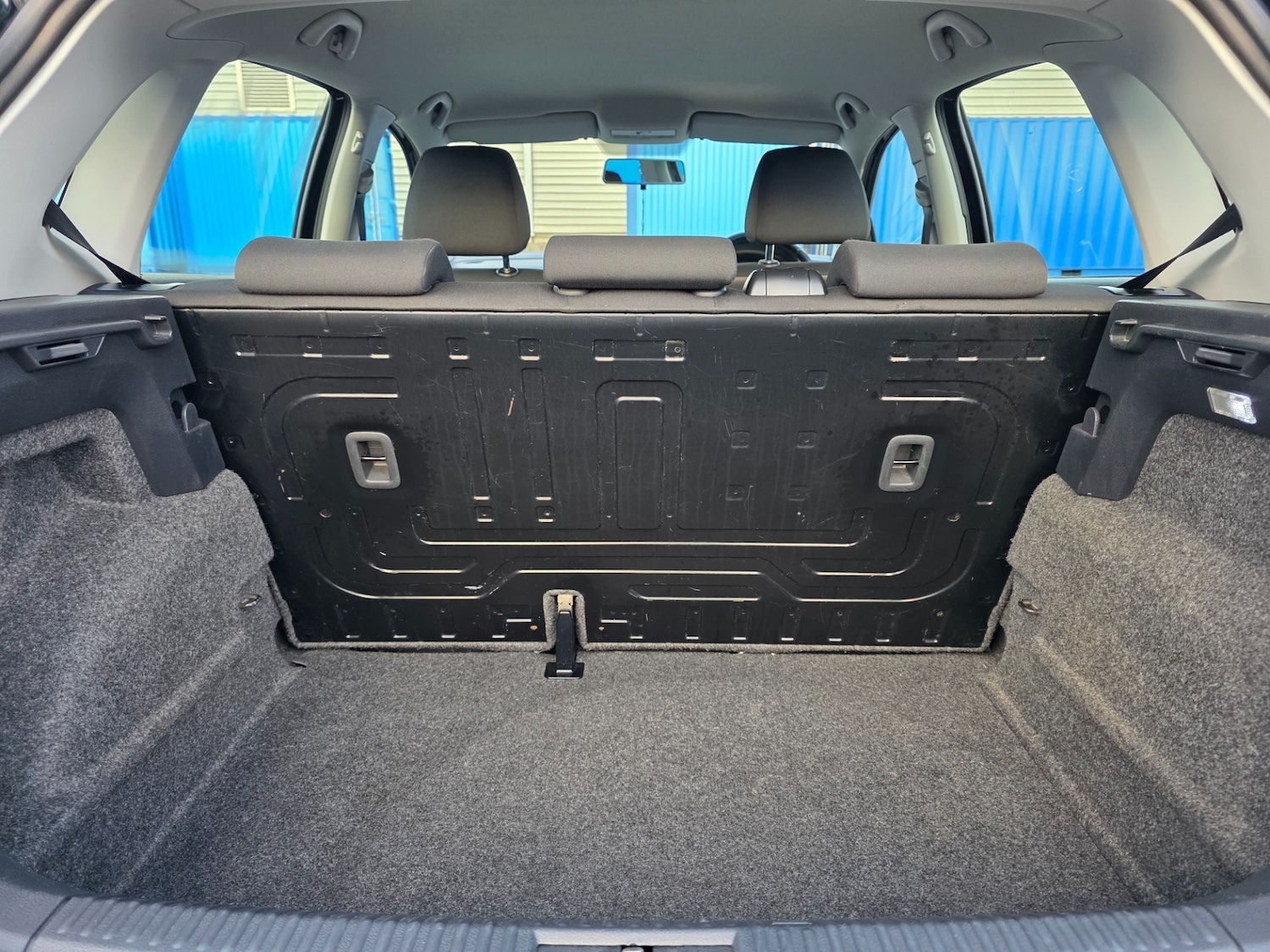 Used Volkswagen Polo 2011 for sale - 76822040: Photo 20